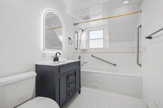 2157 RIVERSIDE AVENUE, Marinette, WI 54143