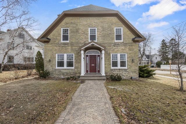 2157 RIVERSIDE AVENUE, Marinette, WI 54143