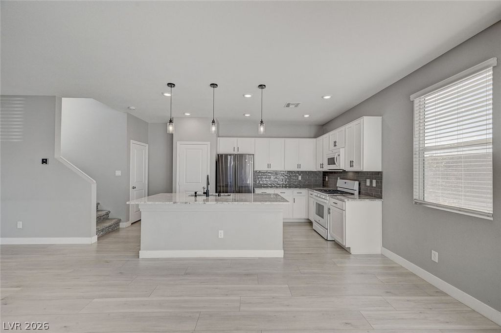 9467 Nottingham Bay Avenue, Las Vegas, NV 89178 — photo 5