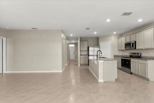 5246 MAHOGANY DRIVE, Mount Dora, FL 32757