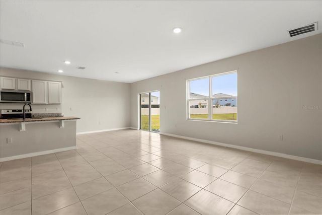 5246 MAHOGANY DRIVE, Mount Dora, FL 32757