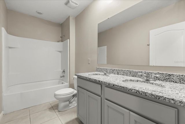 5246 MAHOGANY DRIVE, Mount Dora, FL 32757