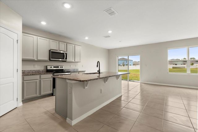 5246 MAHOGANY DRIVE, Mount Dora, FL 32757