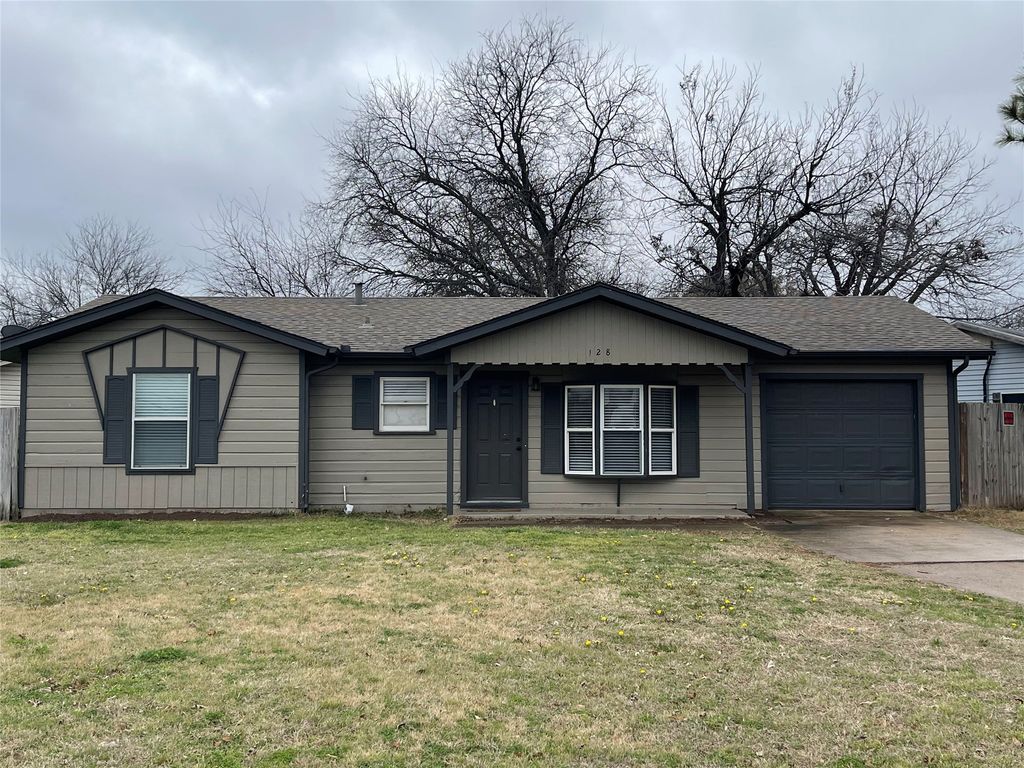 128 Cindy Lane, Burleson, TX 76028