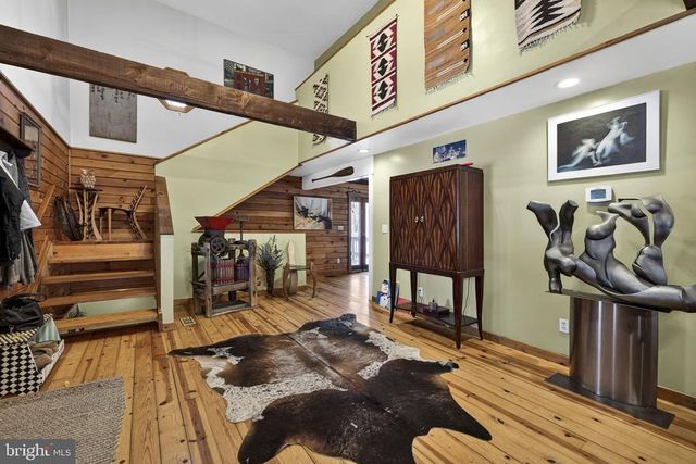 10418 CLIFF MILLS RD, Marshall, VA 20115