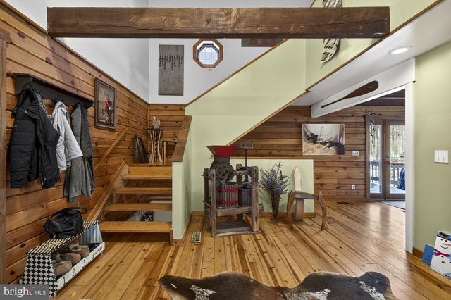 10418 CLIFF MILLS RD, Marshall, VA 20115