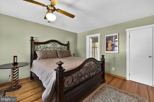 10418 CLIFF MILLS RD, Marshall, VA 20115