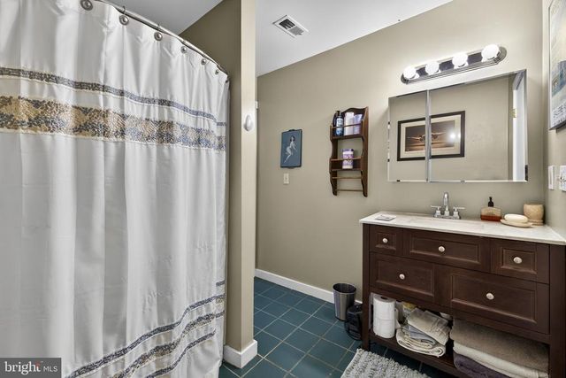 10418 CLIFF MILLS RD, Marshall, VA 20115