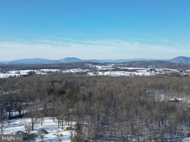 10418 CLIFF MILLS RD, Marshall, VA 20115