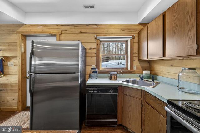 10418 CLIFF MILLS RD, Marshall, VA 20115