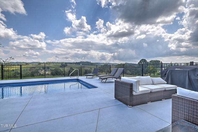 141 Laurel Ridge Drive, Jonesborough, TN 37659