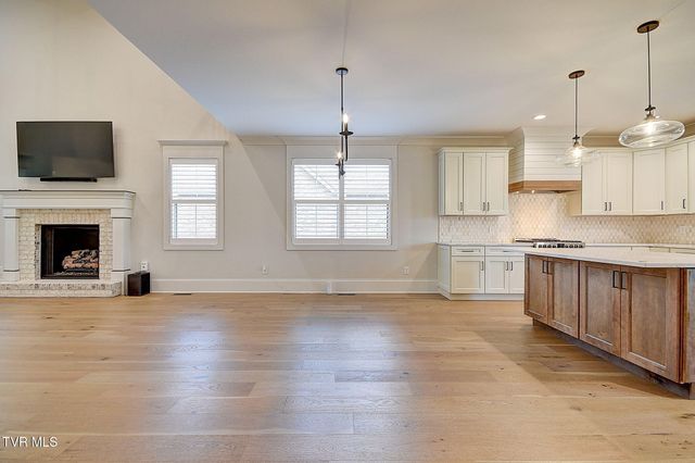 141 Laurel Ridge Drive, Jonesborough, TN 37659