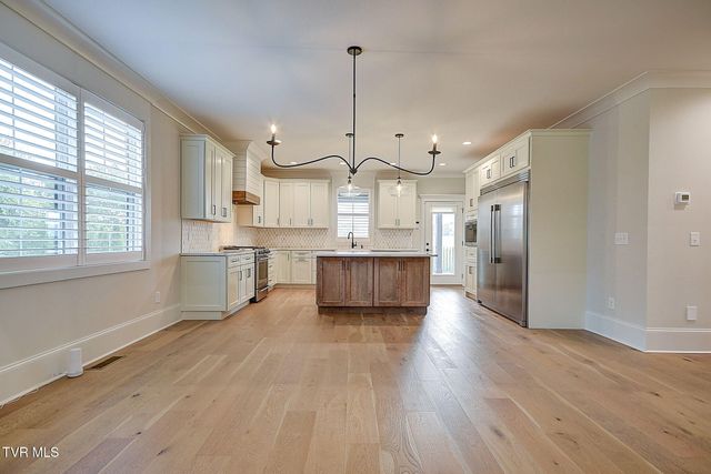 141 Laurel Ridge Drive, Jonesborough, TN 37659