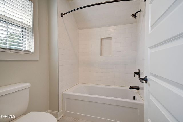 141 Laurel Ridge Drive, Jonesborough, TN 37659