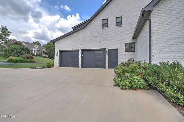 141 Laurel Ridge Drive, Jonesborough, TN 37659