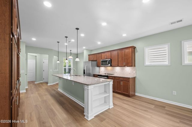 3708 Old Sand Mine Drive, Wilmington, NC 28412