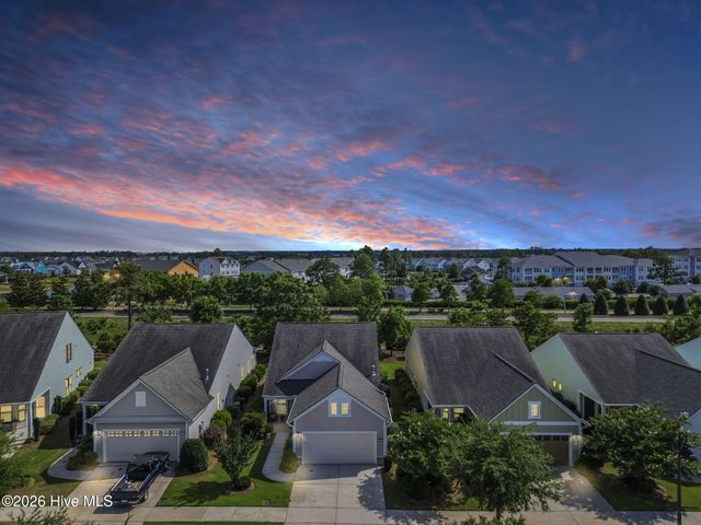 3708 Old Sand Mine Drive, Wilmington, NC 28412