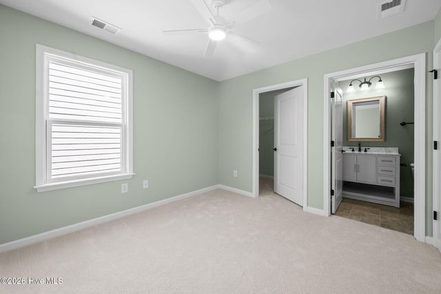 3708 Old Sand Mine Drive, Wilmington, NC 28412