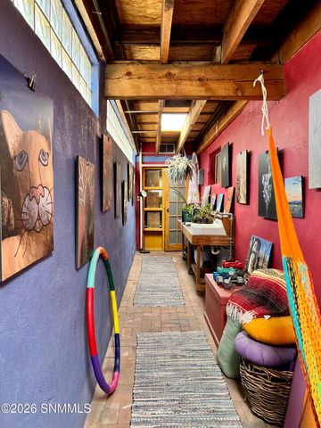 2043 Calle De Correo, Las Cruces, NM 88005
