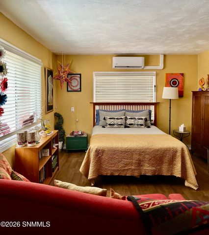 2043 Calle De Correo, Las Cruces, NM 88005