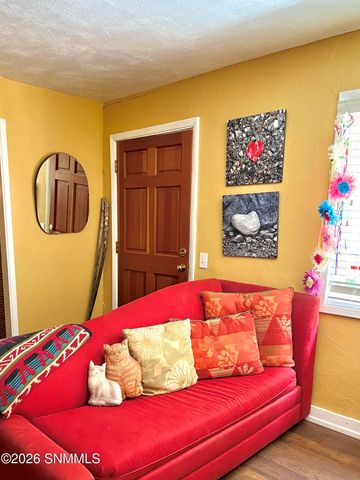 2043 Calle De Correo, Las Cruces, NM 88005
