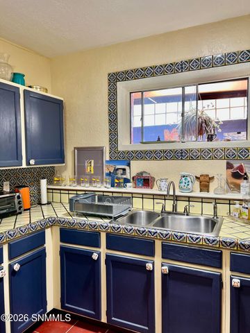 2043 Calle De Correo, Las Cruces, NM 88005