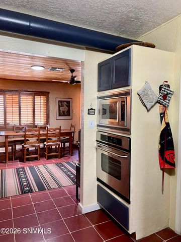 2043 Calle De Correo, Las Cruces, NM 88005