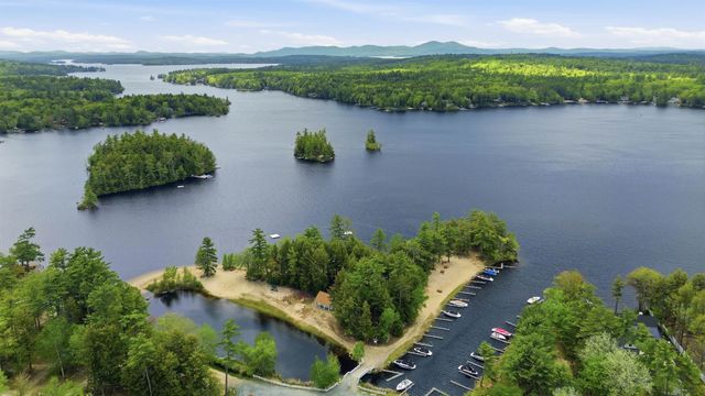 73 Saint Moritz Street, Moultonborough, NH 03254