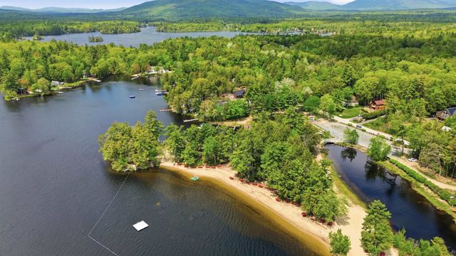 73 Saint Moritz Street, Moultonborough, NH 03254