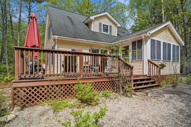 73 Saint Moritz Street, Moultonborough, NH 03254