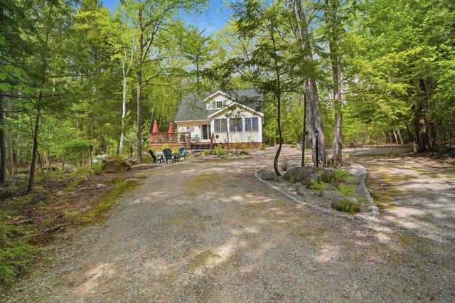 73 Saint Moritz Street, Moultonborough, NH 03254