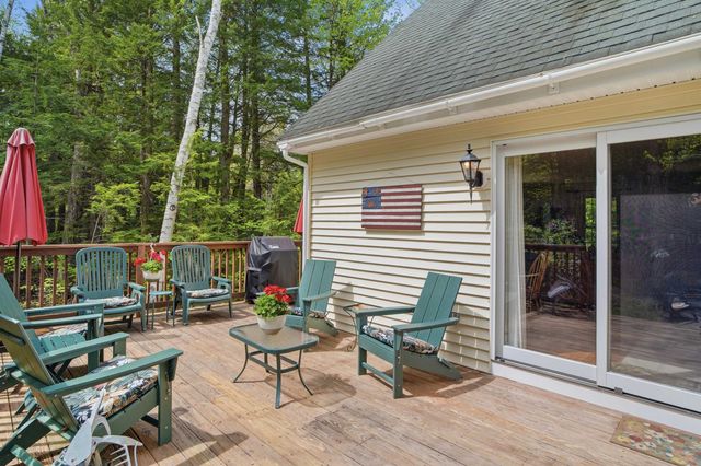 73 Saint Moritz Street, Moultonborough, NH 03254
