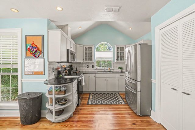 1461 Pine Street, Tallahassee, FL 32303