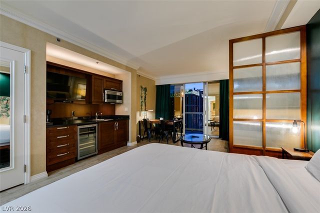 145 East HARMON Avenue 2617, Las Vegas, NV 89109