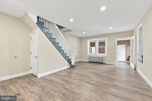 227 LINDLEY AVE, Philadelphia, PA 19120