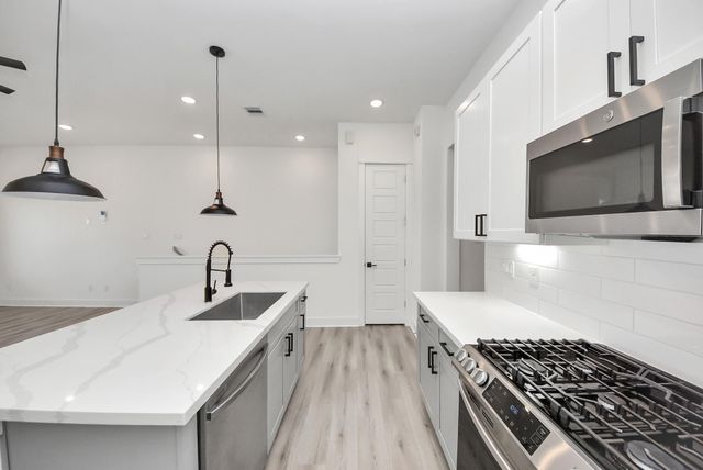 3010 Jensen Springs Lane, Houston, TX 77026