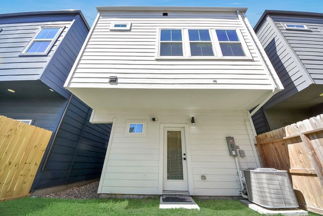 3010 Jensen Springs Lane, Houston, TX 77026