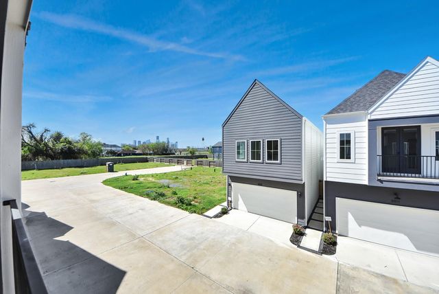 3010 Jensen Springs Lane, Houston, TX 77026