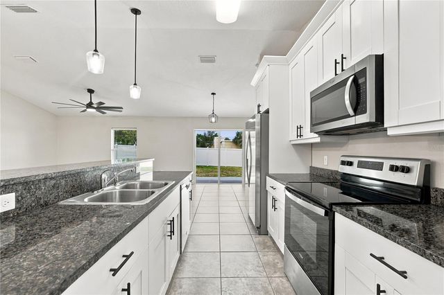 1324 AUBURN STREET, Lakeland, FL 33801
