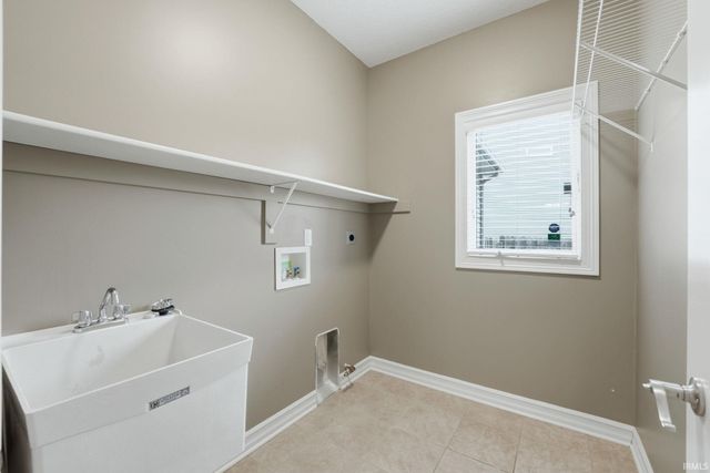 2210 Tuscon Trail, Fort Wayne, IN 46814