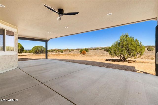 1220 E COUGAR RIDGE Road, Paulden, AZ 86334