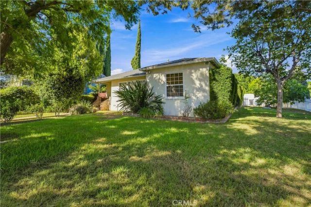 5017 Rubio Avenue, Encino, CA 91436