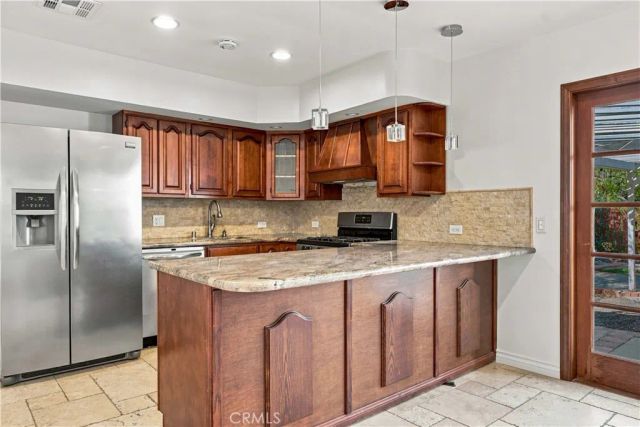 5017 Rubio Avenue, Encino, CA 91436
