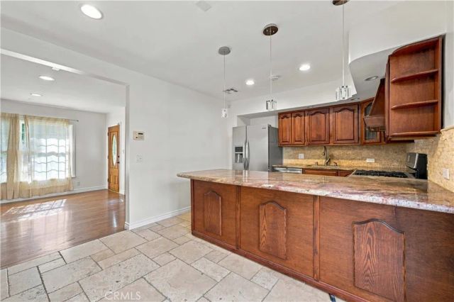5017 Rubio Avenue, Encino, CA 91436