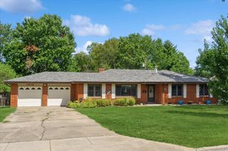 1515 West Swan Street, Springfield, MO 65807