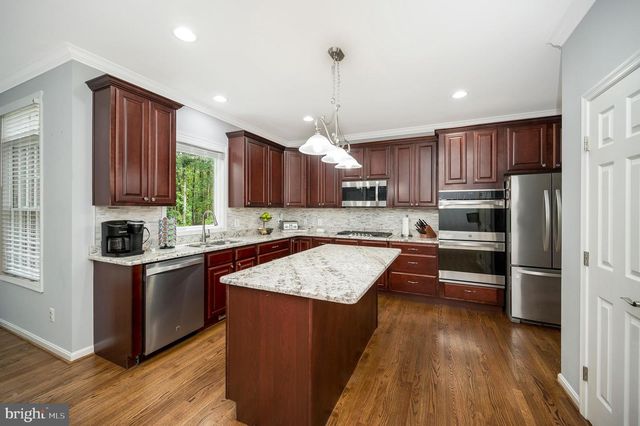 12001 HONOR BRIDGE FARM DR, Spotsylvania, VA 22551