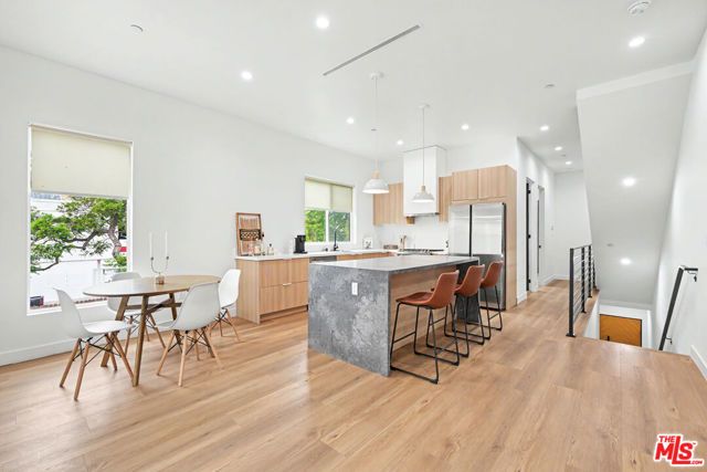 1907 S Corning Street 1, Los Angeles, CA 90034