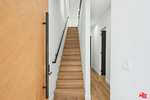 1907 S Corning Street 1, Los Angeles, CA 90034