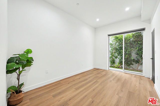 1907 S Corning Street 1, Los Angeles, CA 90034
