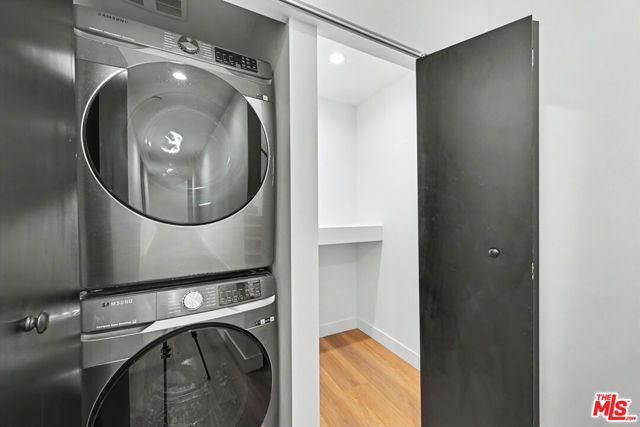 1907 S Corning Street 1, Los Angeles, CA 90034